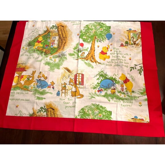 Charming Vintage Walt Disney Winnie the Pooh 80's Nursery Set Curtains & Bedding - Picture 5 of 16